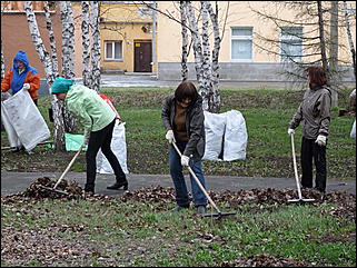 23 апреля 2011 г., Барнаул   Общегородской субботник в Барнауле