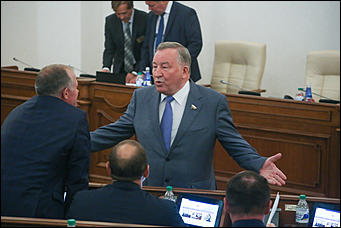 29 августа 2019 г., Барнаул   И смех и грех. Кого награждали, а кого отправляли в отставку на сессии АКЗС