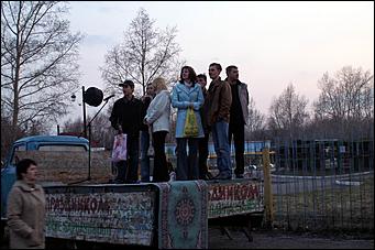 9 мая 2006 г, Барнаул   <P>Дорога памяти. Шествие в Индустриальном районе</P>