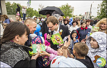 9 мая 2014 г., Барнаул   День Великой Победы с Радио МИР Барнаул (90,2 FM)