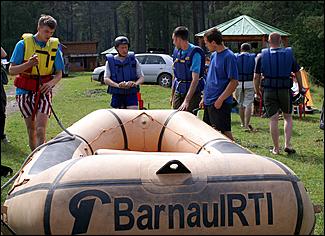 15 июля 2006 г., Барнаул   Испытания рафта "Барнаул РТИ"