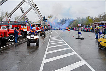 30 апреля 2017 Барнаул   Дым, огонь и медные трубы. Как в Барнауле отметили День пожарной охраны