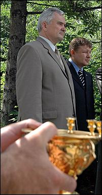 5 июля 2006 г., Барнаул   Освящение камня в фундамент Иоанно-Предтеченского храма 