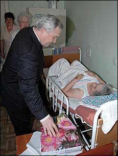 6 мая 2006 г., Барнаул   Барнаульские ветераны&nbsp;Великой отечественной&nbsp;накануне Дня Победы&nbsp; 