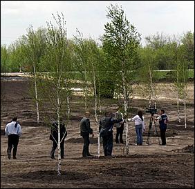 26 мая 2006 г, с. Плешково   Строительство мемориала на месте гибели Михаила Евдокимова