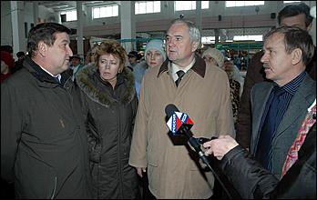 22 ноября 2006 г., Барнаул   Выездное совещание по организации работы «Крытого рынка»