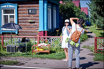 23 июля, село Сростки    Жара и модная шляпка Светличной. Как закрывали Шукшинский кинофестиваль?