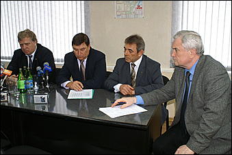 27 марта 2007 г., Барнаул   Выездное совещание городской администрации на Барнаульской ТЭЦ-2