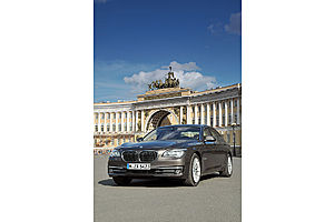   BMW Group Россия - новый BMW 7 серии
