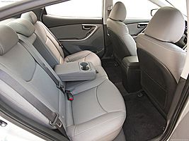   Hyundai Elantra 2011