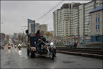 2 октябрь 2016 г., Барнаул © Амител Вячеслав Мельников   Байкеры в городе: как закрывали  мотосезон в Барнауле