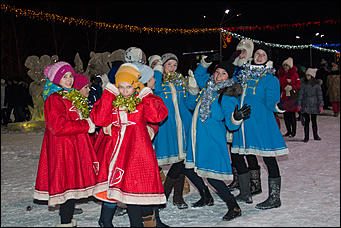 30 декабря 2015 г   Как проходило открытие главной Елки Барнаула