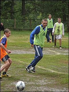 23 июля 2009 г., Барнаул   Футболисты барнаульского «Динамо» встретились с воспитанниками детских домов