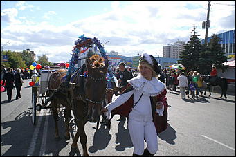 15 сентября 2007 г., Барнаул   В Барнауле на пл.Сахарова началось празднование Дня города 