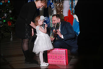 21 декабря 2019 г., Барнаул   "Космический Новый год": в Барнауле стартовали губернаторские елки