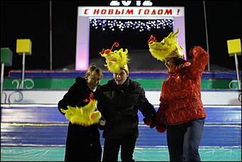 13 января 2012г. Барнаул , площадь Сахарова   Радиостанция «Юмор ФМ Барнаул» отметила пятилетие и Старый Новый год