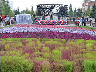 15 сентябрь 2012 г., Барнаул   Фестиваль национальных культур "Единой семьей на Алтае живем"