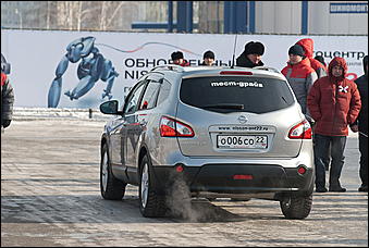 23 февраля 2011 г., Барнаул   Презентация обновленного NISSAN X-trail от официального дилера Nissan в Алтайском крае Автоцентра АНТ.