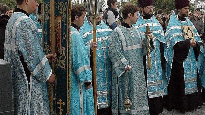    Молебен у часовни Святого равноапостольного князя Владимира