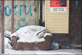 9 ноябрь 2016 г., Барнаул © Амител Вячеслав Мельников    Сильный снегопад накрыл Барнаул. Фоторепортаж