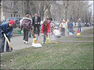 24 апреля 2008 г. Барнаул   Общегородской субботник в Барнауле