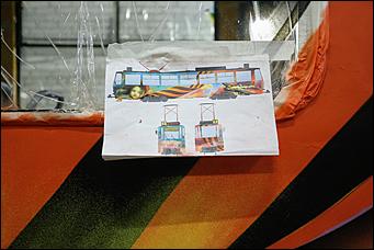 7 мая 2020 г., Барнаул. Екатерина Смолихина   Искусство на рельсах. Как барнаульские художники украшают трамваи ко Дню Победы