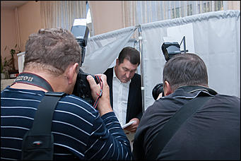 18 сентябрь 2016 г., Барнаул © Амител Вячеслав Мельников   Как проходят выборы-2016 в Барнауле? Фоторепортаж 