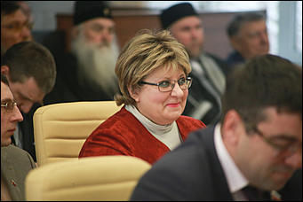 14 февраля 202 г., Барнаул. Екатерина Смолихина   Смех сквозь выборы. Как прошло избрание нового мэра Барнаула