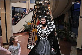 9 ноября 2019 г., Барнаул   Мир куклы: как открывали театральный фестиваль "Зазеркалье" в Барнауле