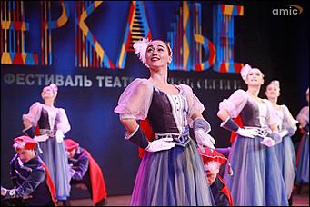 9 ноября 2019 г., Барнаул   Мир куклы: как открывали театральный фестиваль "Зазеркалье" в Барнауле